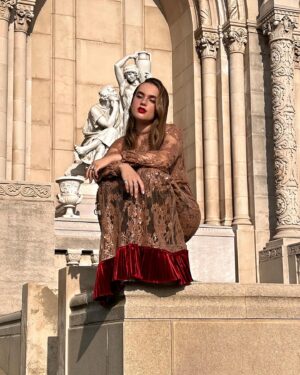 Elodie Grace Orkin Instagram - In Glendale but it looks like Rome @gucci