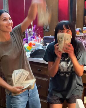 Elodie Yung Instagram - For the Season 2 Finale tonight, here’s some of our finest #bts 😜 ✌️@cleaningladyfox