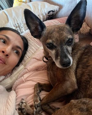 Elodie Yung Instagram - Hyena-couch time 🐾