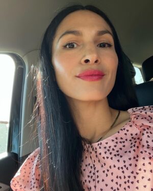 Elodie Yung Instagram - Selfie bombed 🍌