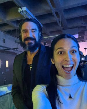 Elodie Yung Instagram - Can’t believe we’re filming the finale of the season! I’m gonna start dropping some behind the scenes photos 👀😜.
#thecleaningladyfox #bts