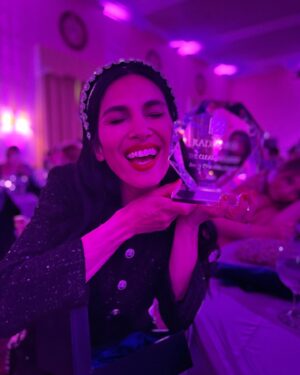 Elodie Yung Instagram - Thank you @capeusa @janetyangofficial @juliasgouw for honoring us with this incredible award! #radiance @cleaningladyfox