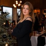 Eloise van Oranje Instagram - GESLOTEN! SEASON OF GIVING 🎄🎄🎄 ik heb een ongelofelijk leuk jaar gehad, en ik wil heel graag teruggeven. ik bent heel dankbaar dat ik social media doe; een groot voordeel is de pakketjes die ik ontvang. ik vind het zonde om al deze producten zelf te houden, want ik heb het echt niet allemaal zelf nodig! ik wil twee van jullie een pakket geven vol producten… gewoon omdat het kan ❤️ om mee te doen: • mij natuurlijk volgen • iemand taggen • commenten waarom je dit graag wilt ontvangen ik kies donderdag al 2 mensen uit, dusss ga los! kusjes 🫶