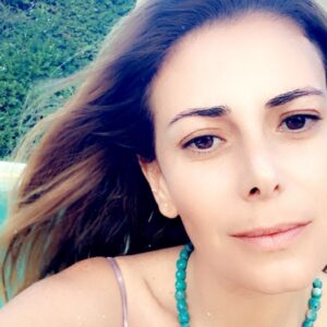 Elsa Fayer Instagram - Soleil de fin de journée, mon préféré et vous ?  #sunset #chill #holiday