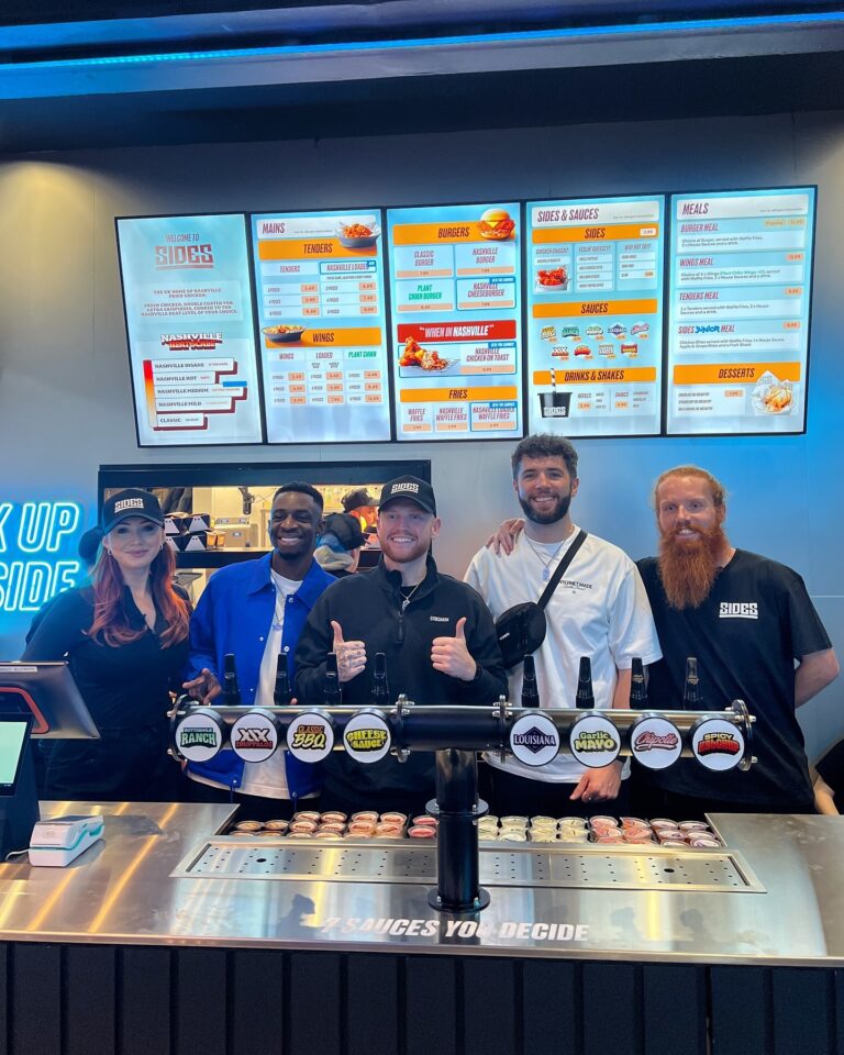 Elz The Witch Instagram - SIDEMEN X HARDEST GEEZER X ELZ X LAKESIDE 🍗🍗 Sides Lakeside now OPEN Thanks to everyone who came down today 🫡🫡