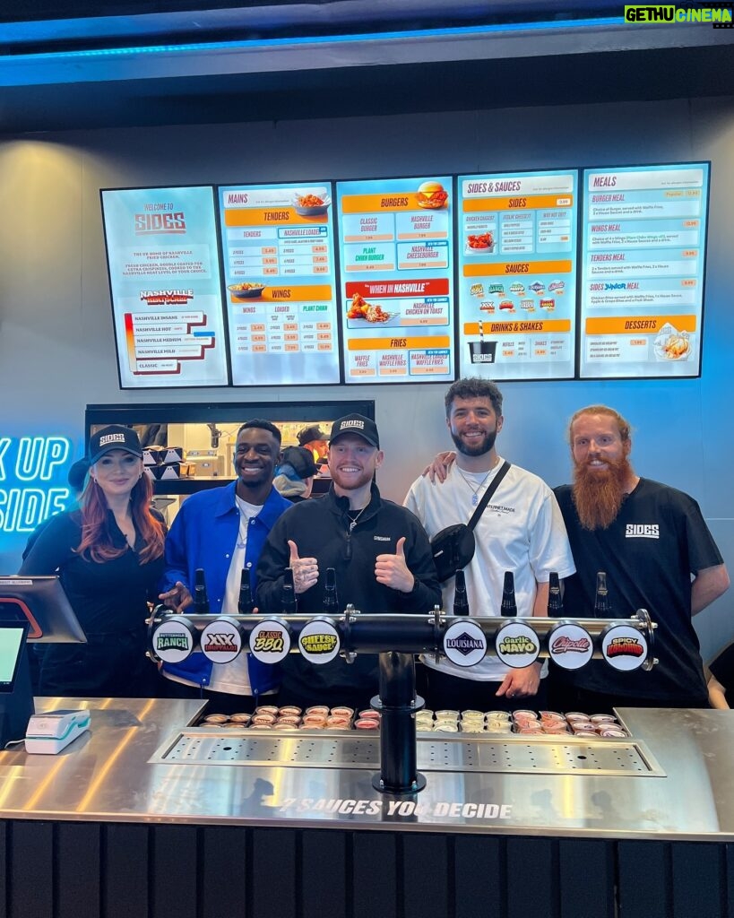 Elz The Witch Instagram - SIDEMEN X HARDEST GEEZER X ELZ X LAKESIDE 🍗🍗 Sides Lakeside now OPEN Thanks to everyone who came down today 🫡🫡