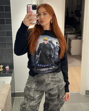 Elz The Witch Instagram - loved a mirror photo since 2011 🤳🏽➡️