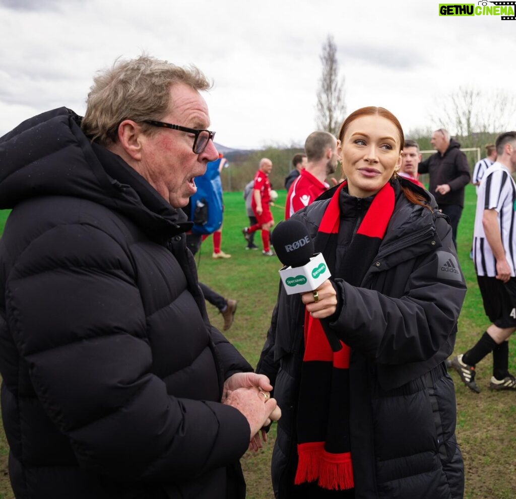 Elz The Witch Instagram - AD I recently travelled to Swansea to support Cwm Albion aka @Specsavers Best Worst Team ⚽️ I had the best time pitch side speaking with manager Harry Redknapp and being a pitch announcer 👏 WHAT a game it was!! ​ ​ Follow their season by searching ‘Specsavers’ Best Worst Team’ on YouTube.​