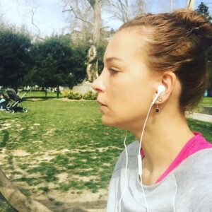 Emel Çölgeçen Instagram - Bahar geldiyse demek #mutluhaftalar