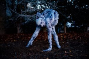 Emerald Gordon Wulf Instagram - "Being normal is vastly overrated." —Halloweentown
🕸🕷🕸
Photos by @kalialexsis 
#contortion #contortionist #flexible #flexibility #circus #freak #horrormovies #horror #creepy #creepypasta #scary #terror #horrormovie #monster #spider #arachnid #arachnophobia