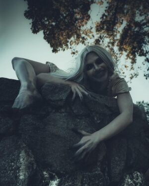 Emerald Gordon Wulf Instagram - sεvεη ∂αүs 

I loved creating this Ring inspired session with the incredible @emeraldgordonwulf 🖤👻 

MUA: @mars_in_seattle 
Nightmare inspired by: @brooklin_larsen 
.
.
.
.
.
#ring #thering #samara #haunting #spooky #spookyszn #darkart #darkphotography #darkartists #darkartsociety #occultart #horrorphotography #halloween #halloweenphotoshoot #horror