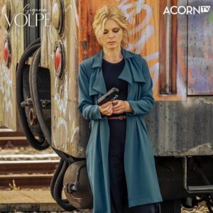 Emilia Fox Instagram - So many departments come together to bring a character to life and we worked with a truly wonderful crew on #SignoraVolpe . Sylvia has the most fabulous costumes thanks to @claudettelilly and I am forever grateful to the skills of @katia_sisto and @catini.claudia and their teams for make up and hair. First ep airs on Mon 2nd May @acorntvuk @acorn_tv