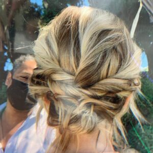 Emilia Fox Instagram - So many departments come together to bring a character to life and we worked with a truly wonderful crew on #SignoraVolpe . Sylvia has the most fabulous costumes thanks to @claudettelilly and I am forever grateful to the skills of @katia_sisto and @catini.claudia and their teams for make up and hair. First ep airs on Mon 2nd May @acorntvuk @acorn_tv