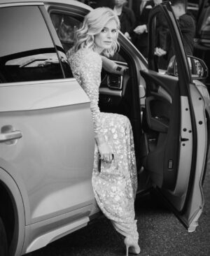 Emilia Fox Instagram - Thank you @intelligent_magazine for having me on the cover of your Winter issue for @audiuk . And many thanks to the fabulous team who worked on it and who are always such a joy to be with:

Photography by @davidvenni  Make up by @lizbeckettmua  Hair by @bencooke_lockonego  Styling by @arabellaboycestylist 
  Location @bulgarihotels  #blackandwhitephotography #lux #monochrome #audiambassador