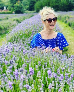 Emilia Fox Instagram - Had such a heavenly and deliciously scented afternoon @mayfieldlavender . Going to sleep well tonight! 💜💜💜💜#schoolsoutforsummer #holidaysathome #lavenderfields #englishsummer #familyfun