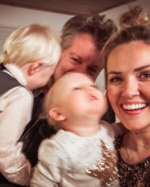 Emilie Ullerup Instagram - HAPPY NEW YEAR all of you lovely people. May 2024 bring more light to the world ✨ Swipe for a frame worthy family photo. #newyear