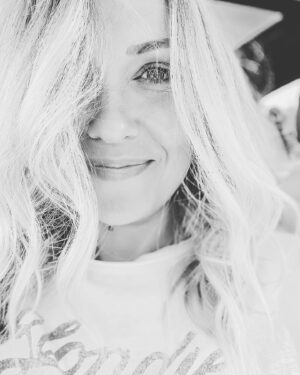 Emilie Ullerup Instagram - One grateful #birthdaygirl 🥹✨🤍