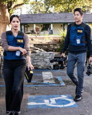 Emily Alabi Instagram - Meet Olivia Navarro 👋🏽🔍📰

Tomorrow night on CBS @cbstv tune in for a brand new episode of S.W.A.T. @swatcbs 💥🎬

Grateful for every experience and for every beautiful person I get to meet and connect with on my journey. It’s all in alignment, gracias a Dios. ✨ A huge THANK YOU to the entire S.W.A.T. family @swatwriters and to my team Michelle, Ro, Steven, and Jen. My heart is full ❤️

Tune in and get ready for the ride, let’s goooo!

📸 @davinophotostudio 
🎬 @tengstagram 
✍️ @ameliasims 

#swat #swatcbs #cbs
