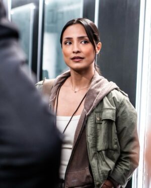 Emily Alabi Instagram - Meet Olivia Navarro 👋🏽🔍📰

Tomorrow night on CBS @cbstv tune in for a brand new episode of S.W.A.T. @swatcbs 💥🎬

Grateful for every experience and for every beautiful person I get to meet and connect with on my journey. It’s all in alignment, gracias a Dios. ✨ A huge THANK YOU to the entire S.W.A.T. family @swatwriters and to my team Michelle, Ro, Steven, and Jen. My heart is full ❤️

Tune in and get ready for the ride, let’s goooo!

📸 @davinophotostudio 
🎬 @tengstagram 
✍️ @ameliasims 

#swat #swatcbs #cbs