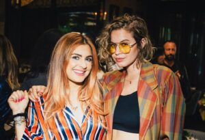 Emily Althaus Instagram - Happy 200th to @soretrograde !  I’m impressed and truly terrified by how much you two have accomplished and I suppose all I ask is that when you DO takeover, you offer me a seat in your administration. Maybe ambassador of snacks? It doesn’t matter. The point is, you’re the reason I know any LA words at all. You make me feel like fashion happens on purpose and not by accident (which i still don’t understand) And you both (separately) love me so good. Ps- your faces and bodies r e z 2 look @ ❤️🎉💥🥇🍯 #soretrograde #hotmoms #dinner PS:  channeling my best @florencegiven here