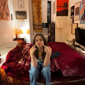 Emily Meade Instagram - I'm not a fan of the Lakers per se , but I am a fan of cosplaying as a 1970s teen heartthrob on the cover of Tiger Beat Magazine.