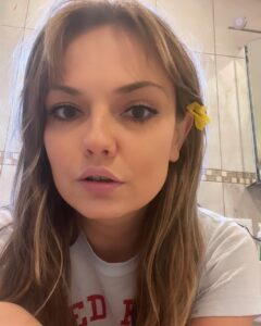 Actress Emily Meade HD Instagram Photos and Wallpapers May 2022