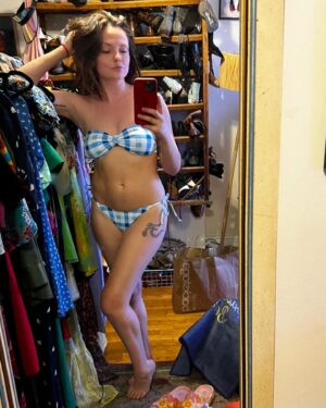 Emily Meade Instagram - First time posting bikini pics on the grid. I'm 34 and my prime will be over soon. so sue me. Ps no filter, yeah whatever nbd.