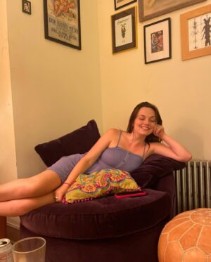Emily Meade Instagram - Proud that a candid photo of me is a little bit giving Rose DeWitt.
📸 @caitiehawthorne