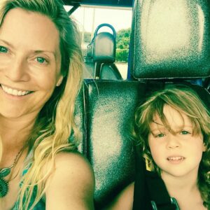 Emily Procter Instagram - Passing on my Toyota racetrack training #runsinthefamily 🏁