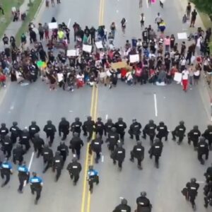 Emily Procter Instagram - The Fayetteville police department kneeled before protesters with these words “We are committed to listening and treating everyone with dignity and respect “
#fypd. #equality