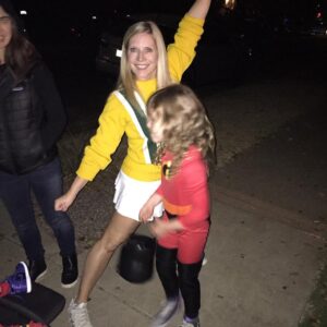 Emily Procter Instagram - 2bits
4bits
6bits  a dollar 
All for candy......
Happy Halloween y’all 🎃