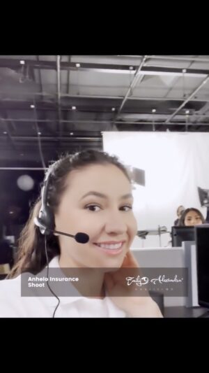 Emily Alexandra Guglielmo Instagram - 🎬 Anhelo Insurance 

@bluewater_studios 

It’s always a pleasure working with you 

✅ Thank you @alexa_models_ for booking me ! 

#florida #actor #bluewatermedia #clearwaterbeach #alexamodelandtalentagency #model #professional