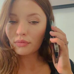 Emily Browning Instagram - I don’t like doing press unless it’s with these gals. I don’t like getting dressed unless @karlawelchstylist dresses me ✨✨✨
Many thanks to @phoebegold and @kellytappmakeup for making ma face good! 
(last slide is me waiting to do a phone interview and enjoying the hold music a lil too much) 
#classof07