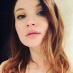Emily Browning Instagram - Round Three: Munich! . . . Dead Leprechaun Girl (🤯) ... 📸 credit to my v artistic and endlessly patient InstaHubby @rickywhittle 🥰 💖💖💖 to The Munich Village: @stefanmpauli @tanyapevzner_makeup . . . The video is for @mkraish ... he knows what he did 😌💖