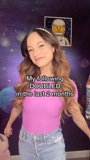 Emily Calandrelli Instagram - Hi new followers 👋🏼 thought it was a good time to reintroduce myself 🫶🏻🪐