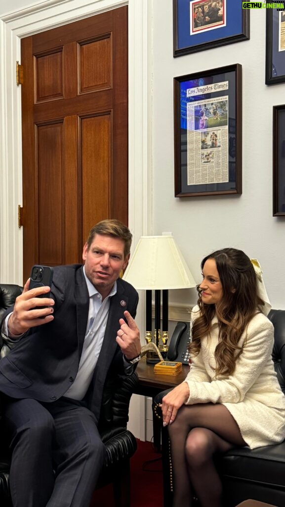 Emily Calandrelli Instagram - State of the Union 🤝Traveling Parent Advocate