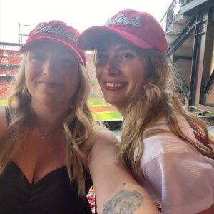 Emily Henry Instagram - Thank you all so much for coming out last night to Busch Stadium for the pre-game book club. This was one of the most special days for me of the last five years. There are no words for what it was like to get to meet so many of you. Thank you for driving and flying from all over, and for beautiful friendship bracelets, and for your letters and pencils, and for wearing your rodeo and Goode Books and Sunshine Falls Gear. It was a joy and an honor to sweat on you. 
A huge thank you to the Cardinals for the invitation, @juliepens for being the perfect in-conversation partner, @abergeron11 @dachejordan @daniellekeir_ and @tayhaggerty for being there for every moment of it!! I did not face my greatest fear (throwing an opening pitch) but I did face my second greatest fear (high-fiving a mascot), and that’s not nothing.
💙💙💙💙💙💜💜💜💜💜