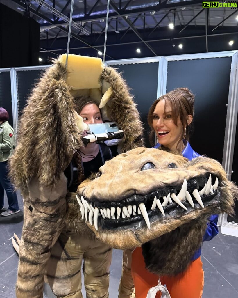 Emily Swallow Instagram - #Throwback to a year ago when I had so much fun at @starwarscelebration that I lost my voice! That didn’t stop me from strutting down the runway with the @belgian_prop_crew, fawning over @warwickadavis, kickin’ it with @krystinaarielle and trying to keep @thegiancarloesposito and @carlweathers from stealing all the shots. We even celebrated @therealkateesackhoff’s bday with a cake of…well, her. The best part was having @breewelchandhenry with me the whole weekend! Let’s do it again in Japan, shall we? #armorerapproved #thisistheway #tbt #throwbackthursday #london #starwarscelebration #themandalorian #glam