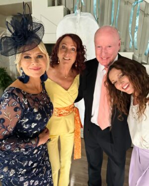 Emily Symons Instagram - Waiting for the beautiful bride with my favourites 💒 🙏🏼🥰 #HomeAndAway