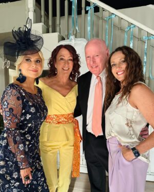 Emily Symons Instagram - Waiting for the beautiful bride with my favourites 💒 🙏🏼🥰 #HomeAndAway