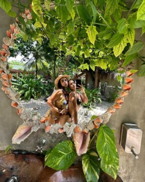 Emily Tosta Instagram - primera vez en colombia, pero no sera la ultima 🥰 que tierra tan hermosa!