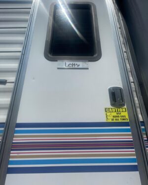 Emily Tosta Instagram - i want to start this post off by saying huge congratulations to @sagaftra and all of my fellow union members for reaching a deal!! to the negotiating committee: after such an arduous battle YOU DID IT! thank you SO much for fighting so hard and for everyone’s undeniable dedication so that we could get the fairness we all deserve!

since we went on strike while the show was still airing, i didn’t have the chance to say a proper thank you to all of our viewers for supporting us for the past 5 seasons, now that we are able to get back to the groove of things, i want to take a moment to say goodbye to my MAYANS MC family <3 @mayansfx @fxnetworks 

leticia cruz: you changed my life, you shaped me as both a woman and an artist. i went through heartbreak, growth, healing, tears, laughter and so many life lessons on this ride with you. you taught me a confidence, bad assery and strength like no other.

to the magnificent elgin james: thank you for giving me the opportunity of a life time and for believing in me and being the best leader we could ever ask for.

to FX, wendy o’brien, brett, vanessa joy smith, gena, jenny, vivian, buddy, sean, dan, donna, colette, roland, garret, selene, roxy, jess, kershaun, joe and all of our insanely hard-working crew: thank you for memories that i will cherish for the rest of my days on earth, for making every day on set brighter and better and for teaching me that anything is possible even through insane trials and tribulations.

to my cast: my family forever. i admire and look up to every single one of you and i am in awe of the magic you created.  thank you for being such an important part of my life these past 6 years.

and of course, to you, our loyal fans: thank you for watching, for growing, crying and laughing with us. for the hugs, the love, the letters and for the never ending support. i am eternally grateful because thanks to YOU we were able to tell this story for 5 seasons. i love you endlessly.

goodbyes are never easy, but this one, even months later, is especially painful. 
thank you mayans mc for an unforgettable experience, letty will live in my heart forever xx