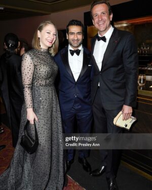 Emily V. Gordon Instagram - Had the best time at the @theartofelysium gala honoring Neil Gaiman last night. Thank you for inviting us, @pattonoswalt and @meredithsalenger! 
Bonus footage of @masonalexanderpark making me cry with a rendition of Origin of Love. 

@theartofelysium does really amazing work- go follow them and make yourself aware!