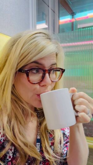 Emma Barnett Instagram - First sip of tea of the day… going live shortly @bbctodayprogramme on @bbcradio4 - join us from 6am? It is the morning after the night before - the first TV debates of this election. 

#generalelection #uk #whowon #itvdebate