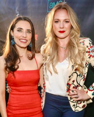 Emma Bell Instagram - Last night was fun at the #fromblackmoviepremiere with some of many favorite people.
Congrats to the #fromblackmovie cast and crew who made this seriously scary film!
@therealannacamp @thomas.marchese.photography @kellylfrazier @vinnycardinale 

Swipe—-> from the red carpet to real life 🤣