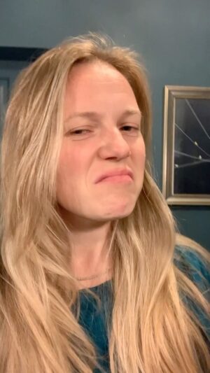 Emma Bell Instagram - Call me old but these songs are all fucking jams.