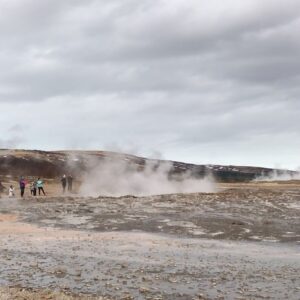 Emma Bones Instagram - En gjeng med raringer💚Island var helt topp🕺🏼🕺🏼🕺🏼🕺🏼🕺🏼🕺🏼🕺🏼🕺🏼 
And thanks to the wonderful people we met on Iceland!!!!!💚💚💚💚💚💚