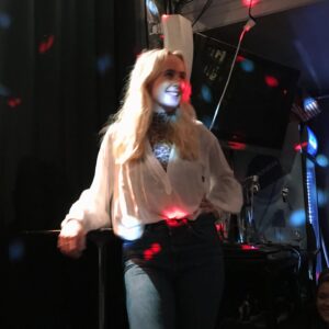 Emma Bones Instagram - Verdens beste Nora hadd bursdag i går💜🥳 FØRSTE BURSDAG I KOLLEKTIVET