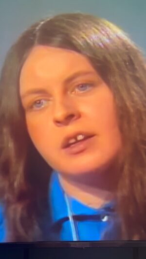 Emma Dabiri Instagram - Honestly cannot believe I’m going to be in conversation with Bernadette Devlin McAliskey this Friday 🤯 for a night of Black   Irish revolutionary music, history   song ! 
Here’s a clip of Bernadette in action in 1971. It’s from Firing Line on “The Irish Problem” including this piece cos of the odious   patronising position of the conservative Roger Evans, listening to him literally made my blood boil   is an important reminder of the attitude of the imperialist to the colonised. 

It’s also interesting because unlike todays discourse, even he recognises the parallels between conservatives   liberals, and that the distinction lies instead between both of them   leftists. 

Todays discourse on the other hand, consistently conflates the aims objectives of liberals   leftists, when they are very very different propositions. 

Whether this obfuscation is intentional or not, it serves very well the purpose of obscuring the liberatory vision of leftist politics, confusing them instead with the status quo conserving priorities of liberals, and hoodwinking the people into believing there is no real alternative to the current shit show ! 

Anyway Friday night is gonna be 💥 
Tickets in bio