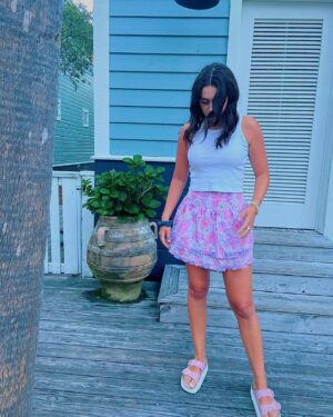 Emma Fuhrmann Instagram - livin’ la pura vida 🌺✨🦋